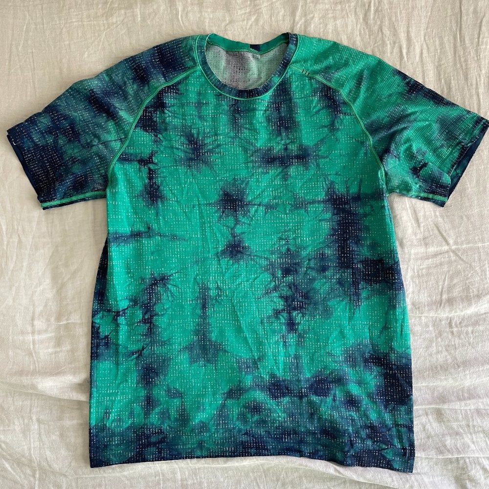 Men's Lululemon Shirt